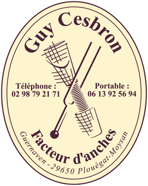Logo von Guy Cesbron, Rohrblattmacher in der Bretagne: ovales Etikett mit gekreuzten Rohrblättern